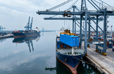 雜貨船運(yùn)輸：大小貨物皆能裝，靈活適配多樣需求